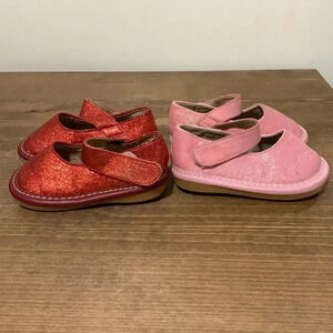 Girls Sparkle Jane Squeaker Shoes 2 Pair Size 2 Red & Pink GUC